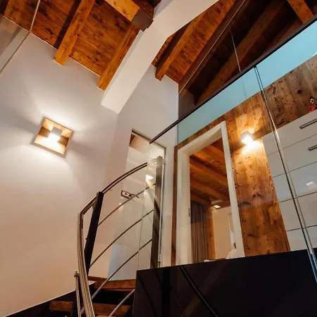 Patricia By Monicare Daire