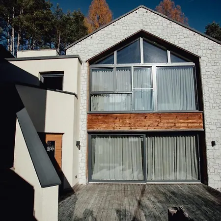 Patricia By Monicare Daire